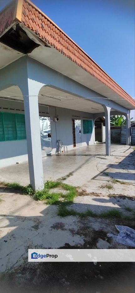 Semi-D in Taman Damai Senai for Sale, Johor, Senai