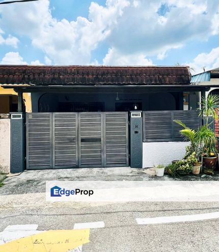 Taman Cantik Kulai 1 Storey Low Cost Renovated + Extended Unit For Sale, Johor, Kulai