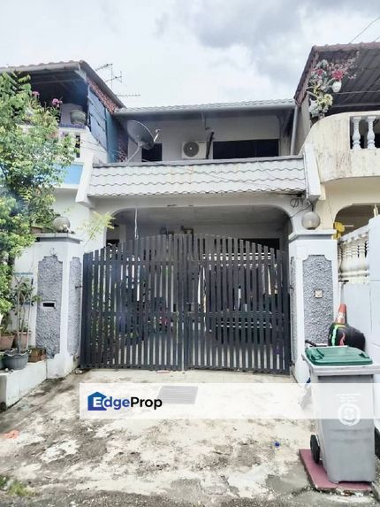 Taman Damai Jaya Skudai 2 Storey Low Cost Renovated For Sale, Johor, Skudai