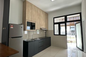 Sunway Citrine Lakehomes