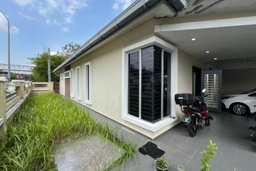 Austin Residence @Taman Mount Austin