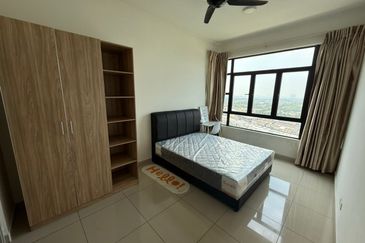 D'Summit Residences @ Kempas Utama