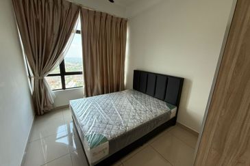 D'Summit Residences @ Kempas Utama