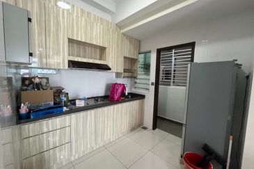 D'Suites , Akasia Horizon