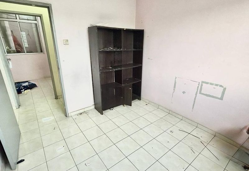 Indah Court Apartment