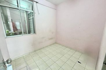 Indah Court Apartment