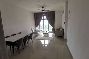 D'Summit Residences @ Kempas Utama