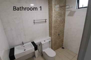 D'Summit Residences @ Kempas Utama