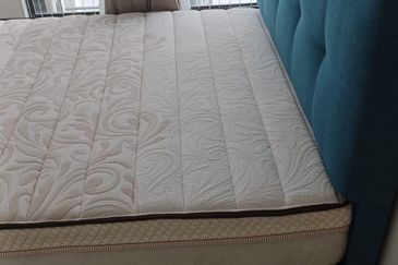 D'Summit Residences @ Kempas Utama