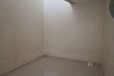 Taman Sutera,Perling 1.5 Storey @ Partial Furnished @ G&G