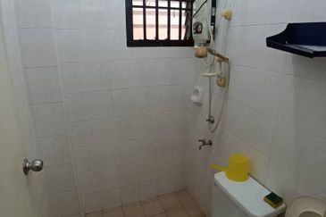 Taman Sutera,Perling 1.5 Storey @ Partial Furnished @ G&G