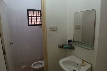 Taman Sutera,Perling 1.5 Storey @ Partial Furnished @ G&G