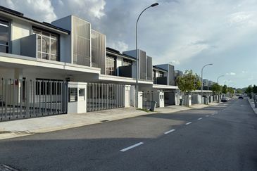 Iconia Garden Residence @ Taman Impian Emas