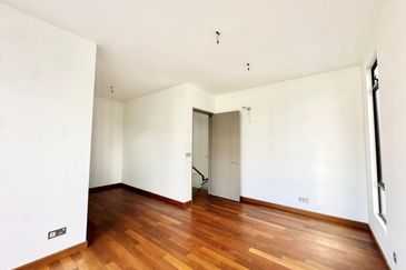 The Canal Garden South, Horizon Hills