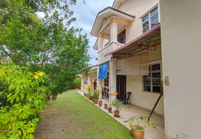 Taman Austin Perdana