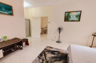 Taman Austin Perdana