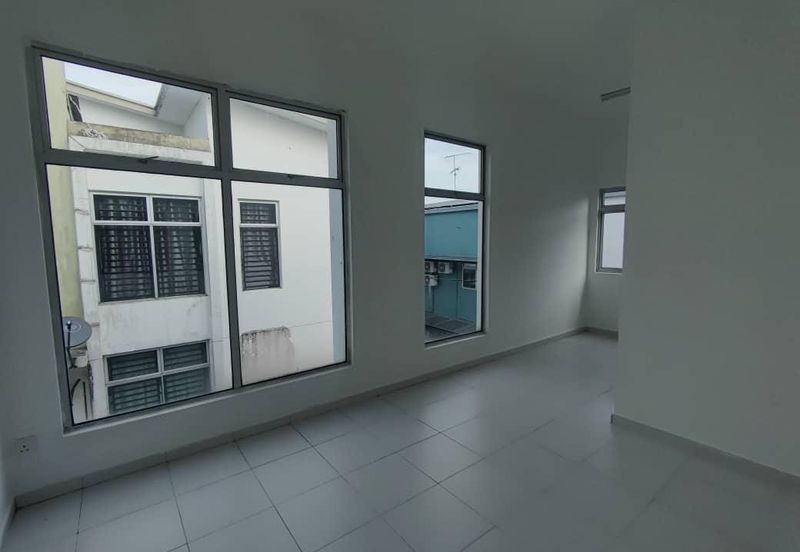 Maya Heights-Solar Series @ Bandar Seri Alam