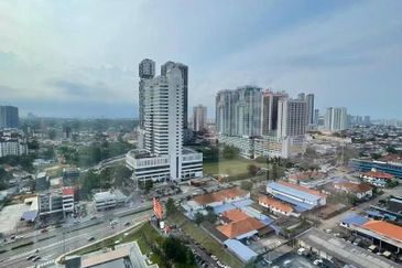 The Astaka @ 1 Bukit Senyum