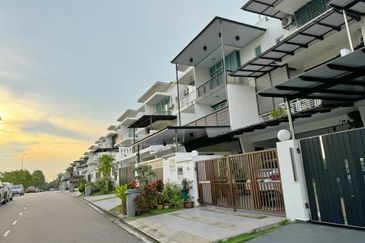 Maya Heights-Solar Series @ Bandar Seri Alam