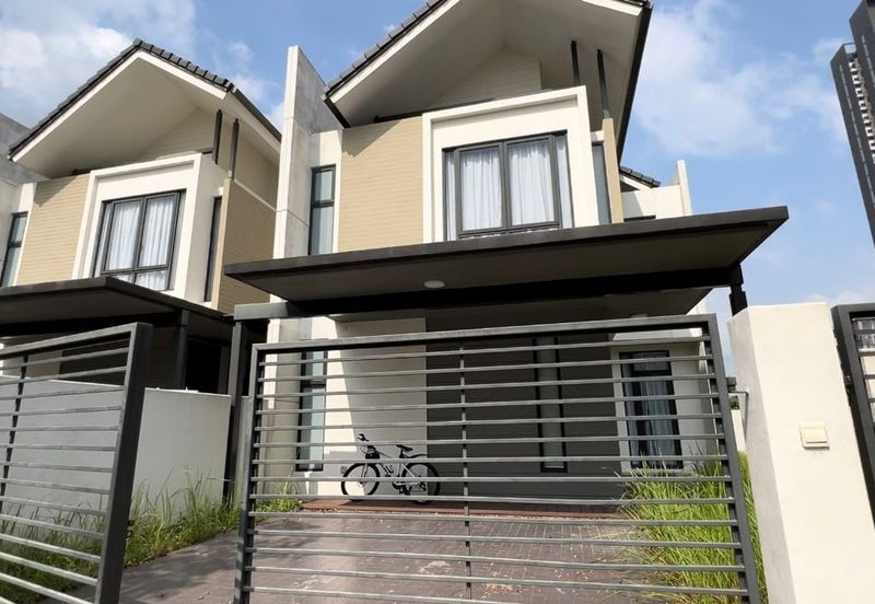 Avira Garden Terraces @ Medini