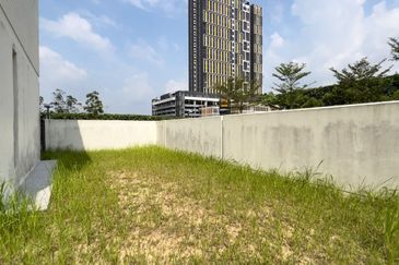 Avira Garden Terraces @ Medini