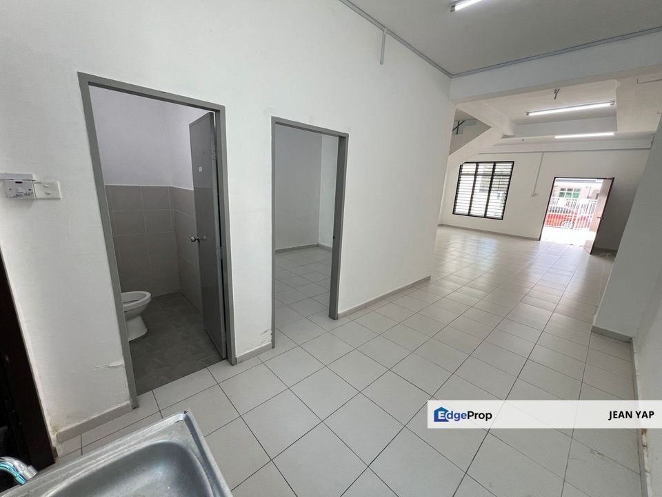 Scientex Utama Senai 3 Storey, Johor, Senai