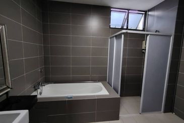 Senibong Cove Waterway Residences