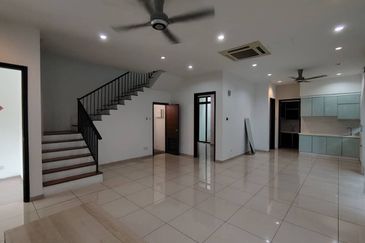 Senibong Cove Waterway Residences