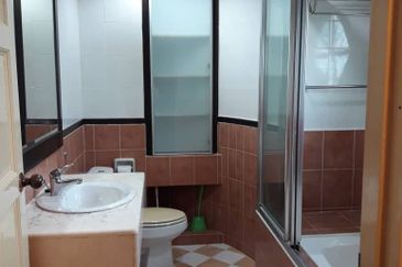 Pangsapuri Orchid View Luxury Apartment