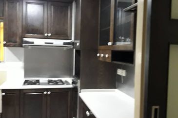 Pangsapuri Orchid View Luxury Apartment