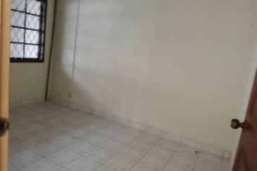 Seri Mutiara Apartment, Bandar Baru Seri Alam