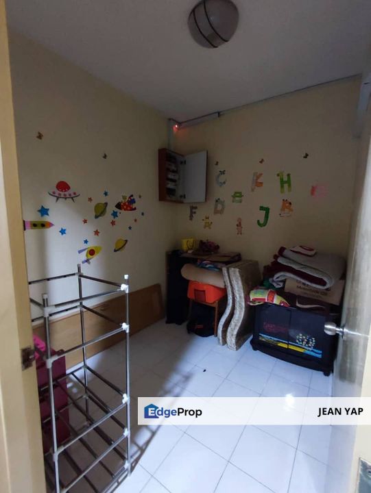 Pelangi Heights 3+1BR Fully Furnished, Johor, Johor Bahru