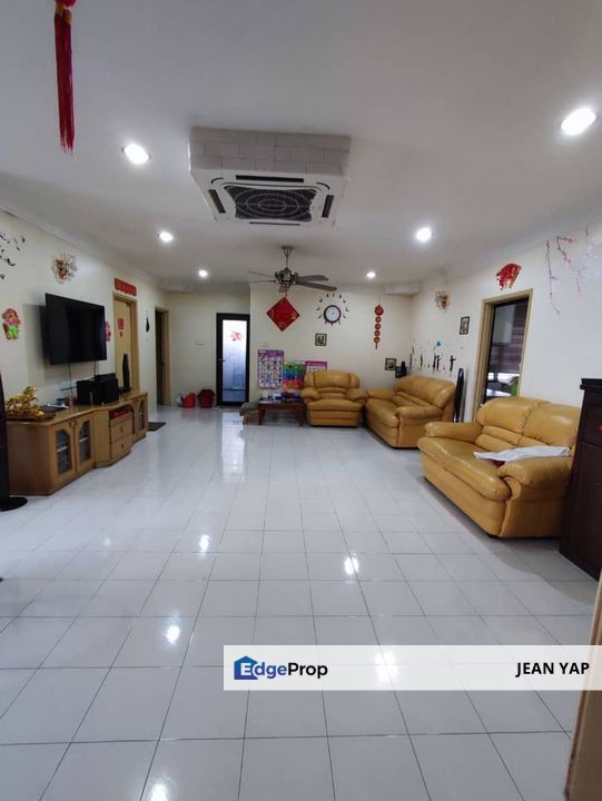 Pelangi Heights 3+1BR Fully Furnished, Johor, Johor Bahru