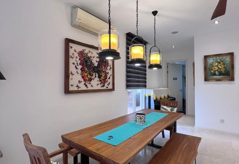 Emerald Bay @ Puteri harbour