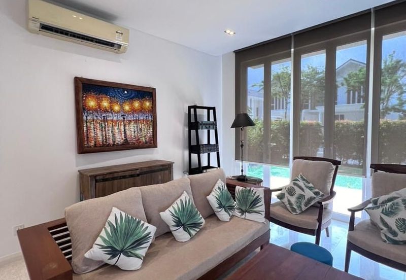 Emerald Bay @ Puteri harbour