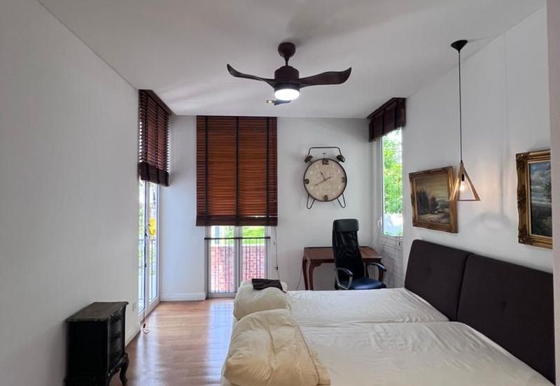 Emerald Bay @ Puteri harbour