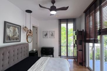 Emerald Bay @ Puteri harbour