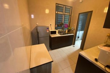 Sri Samudera Seaview Residence Suites