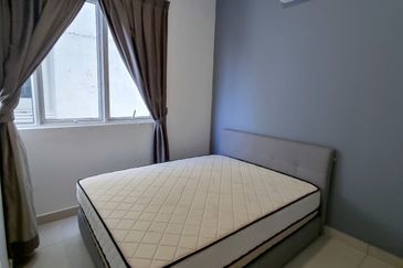 The Pinnacles (Pinnacle Tower)