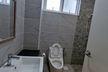 The Pinnacles (Pinnacle Tower)