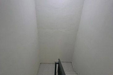 Summer Park Townhouse (Pangsapuri Alam Jaya), Bandar Baru Seri Alam