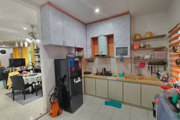 Taman Austin Perdana