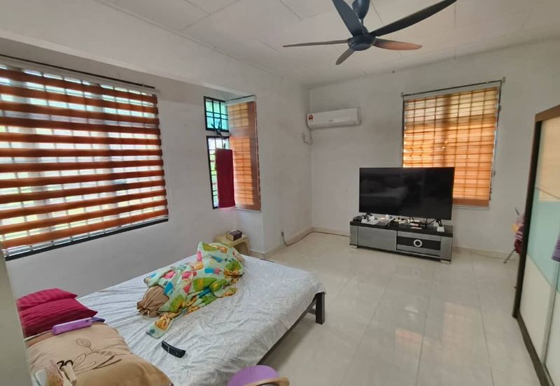 Taman Austin Perdana