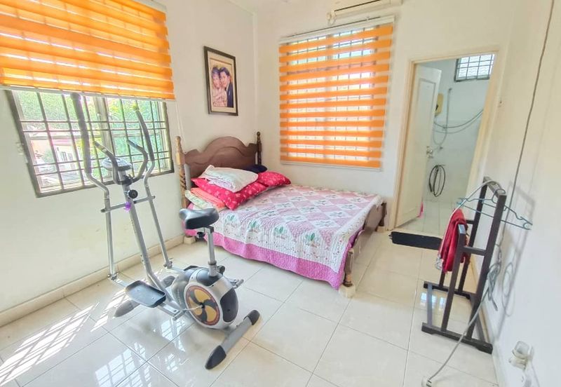 Taman Austin Perdana