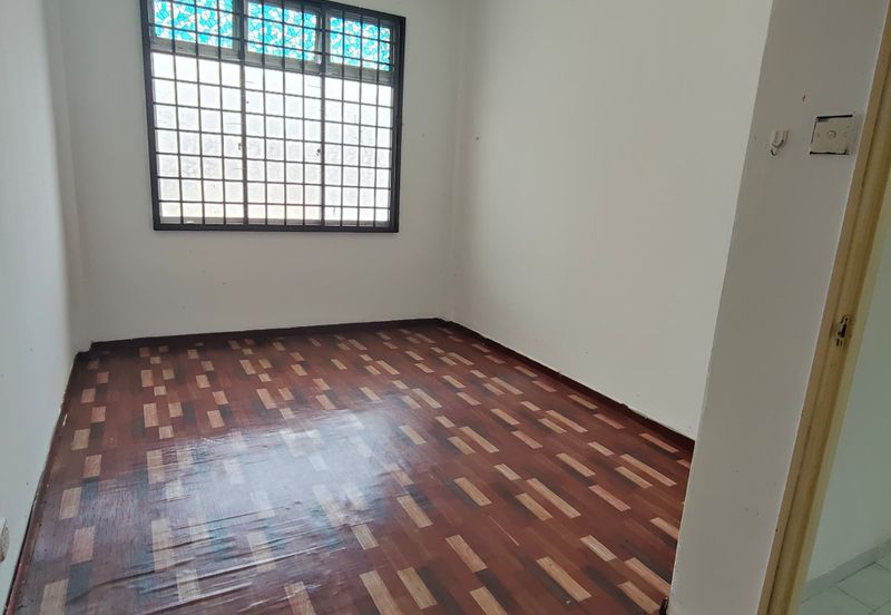 Ria 1 Apartment, Taman Megah Ria