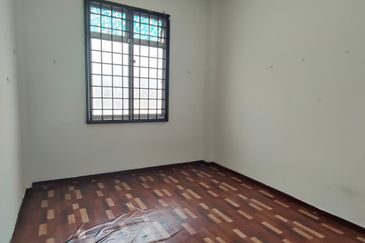 Ria 1 Apartment, Taman Megah Ria