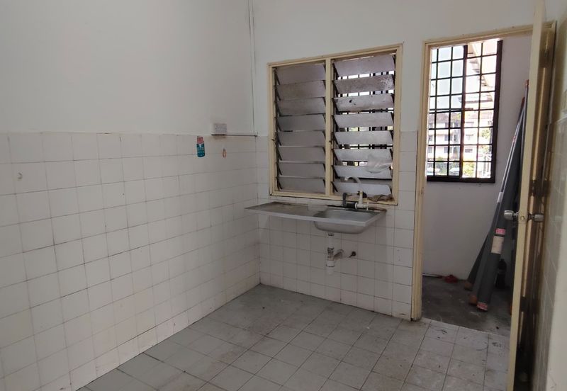 Ria 1 Apartment, Taman Megah Ria