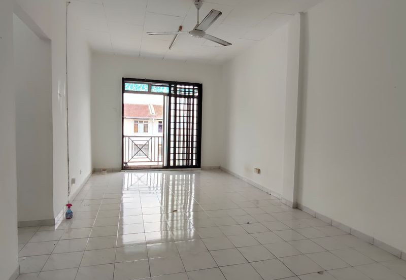 Ria 1 Apartment, Taman Megah Ria