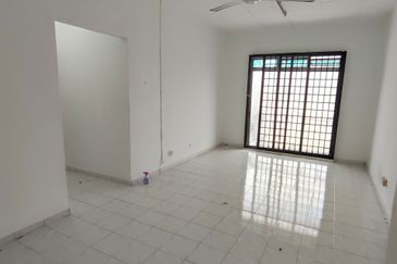 Ria 1 Apartment, Taman Megah Ria