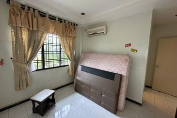 Summer Park Townhouse (Pangsapuri Alam Jaya), Bandar Baru Seri Alam